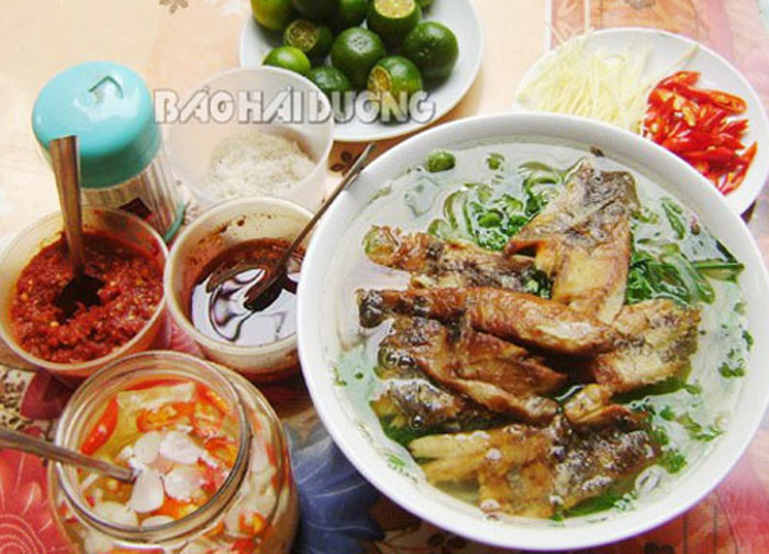 [Photos] Coming to Hai Duong to enjoy noodles with anabas
